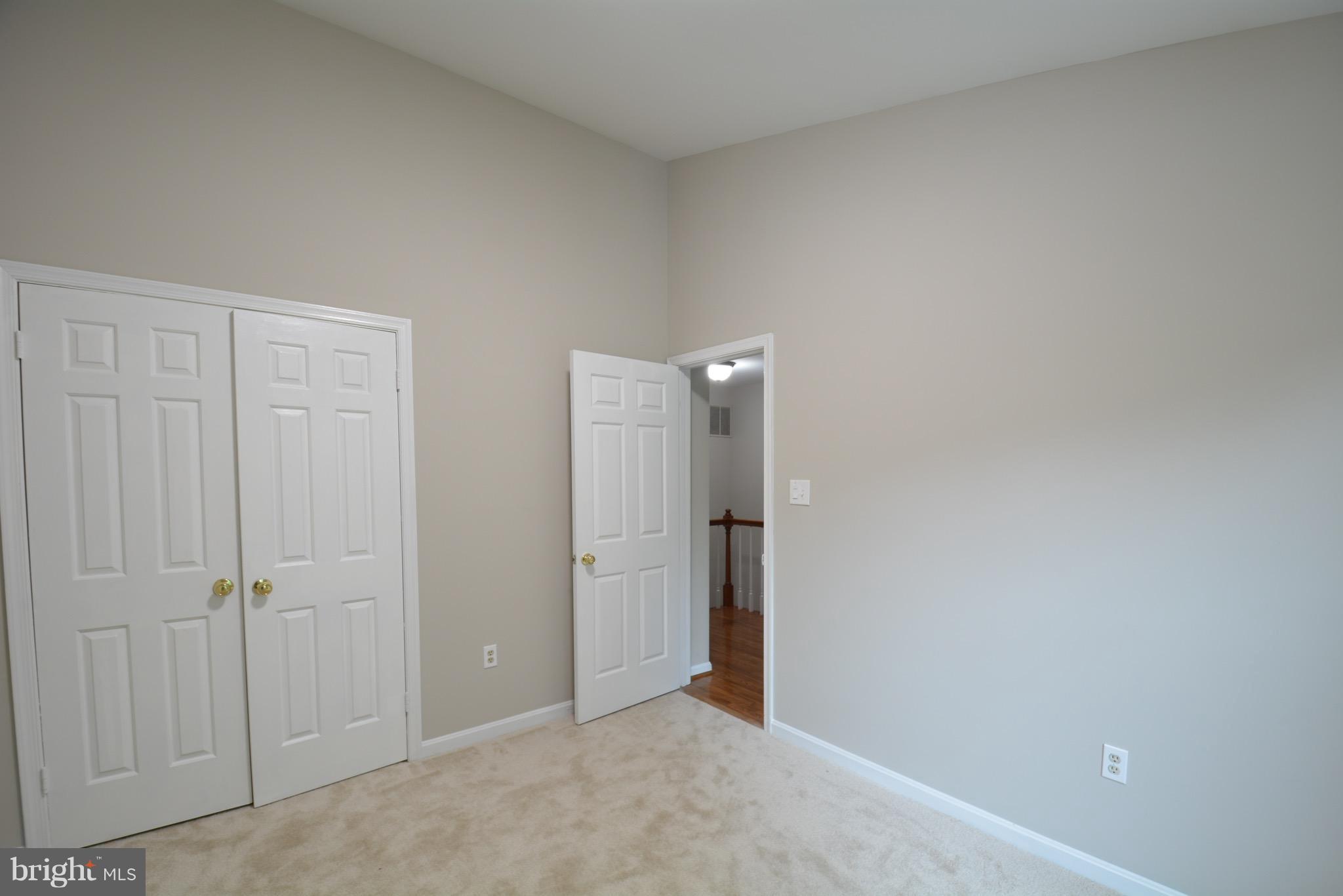 108 West Locust Street Occoquan, VA 22125 - Photo 27 of 30 Bedroom 3