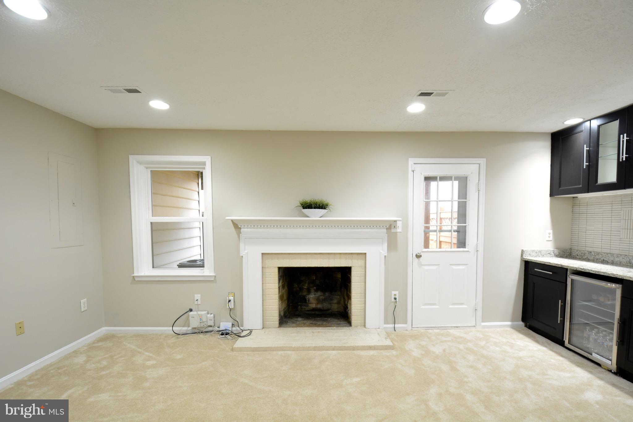 108 West Locust Street Occoquan, VA 22125 - Photo 6 of 30 Lower Level walk out