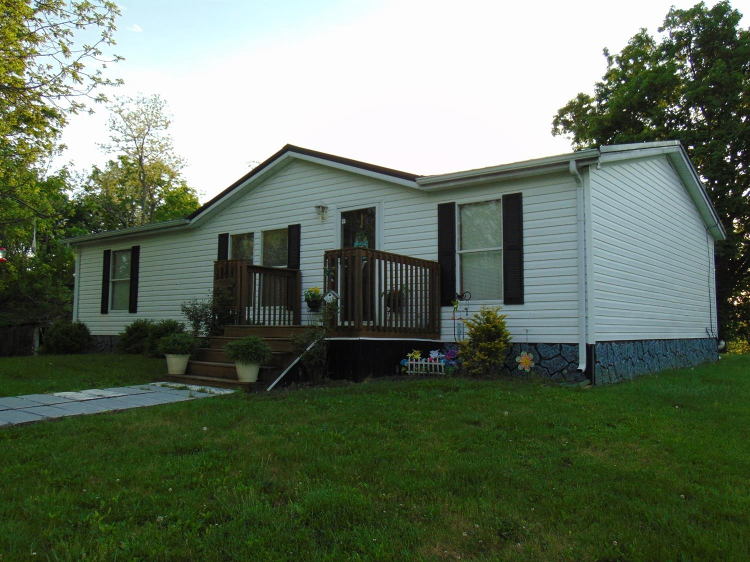 2290 Perryville Road Harrodsburg, KY 40330 - Photo 16 of 28 Listing Photo