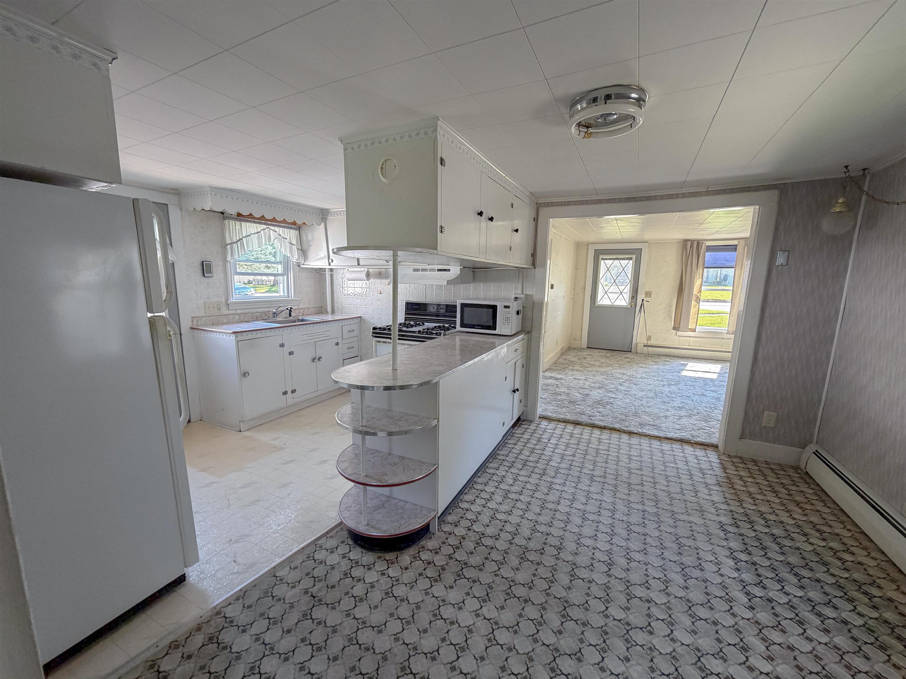 220 Union Street Ripon, WI 54971 - Photo 7 of 22