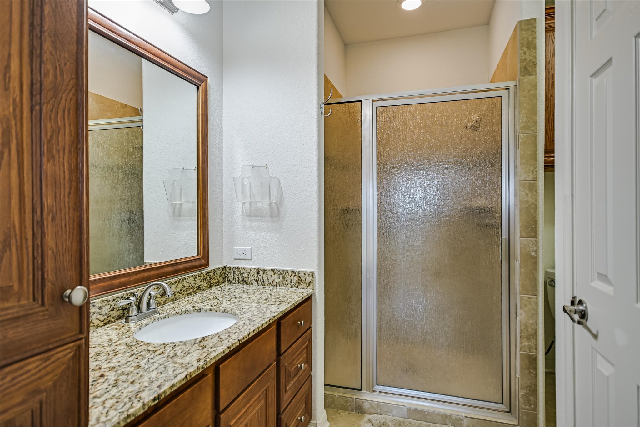 130 Cave Springs Road Wimberley, TX 78676 - Photo 35 of 35 Apt Bathroom