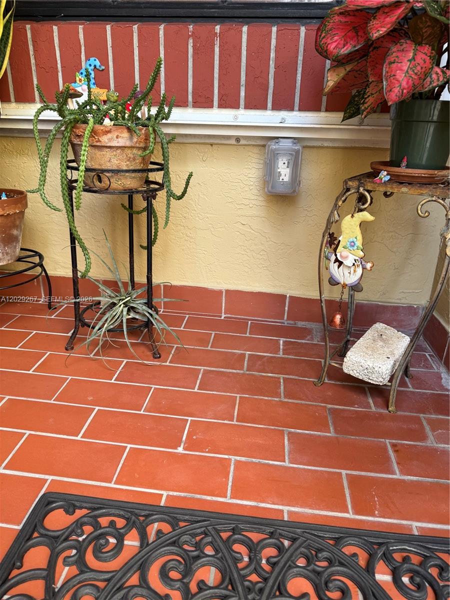 11812 Southwest 103rd Lane Miami, FL 33186 - Photo 23 of 32