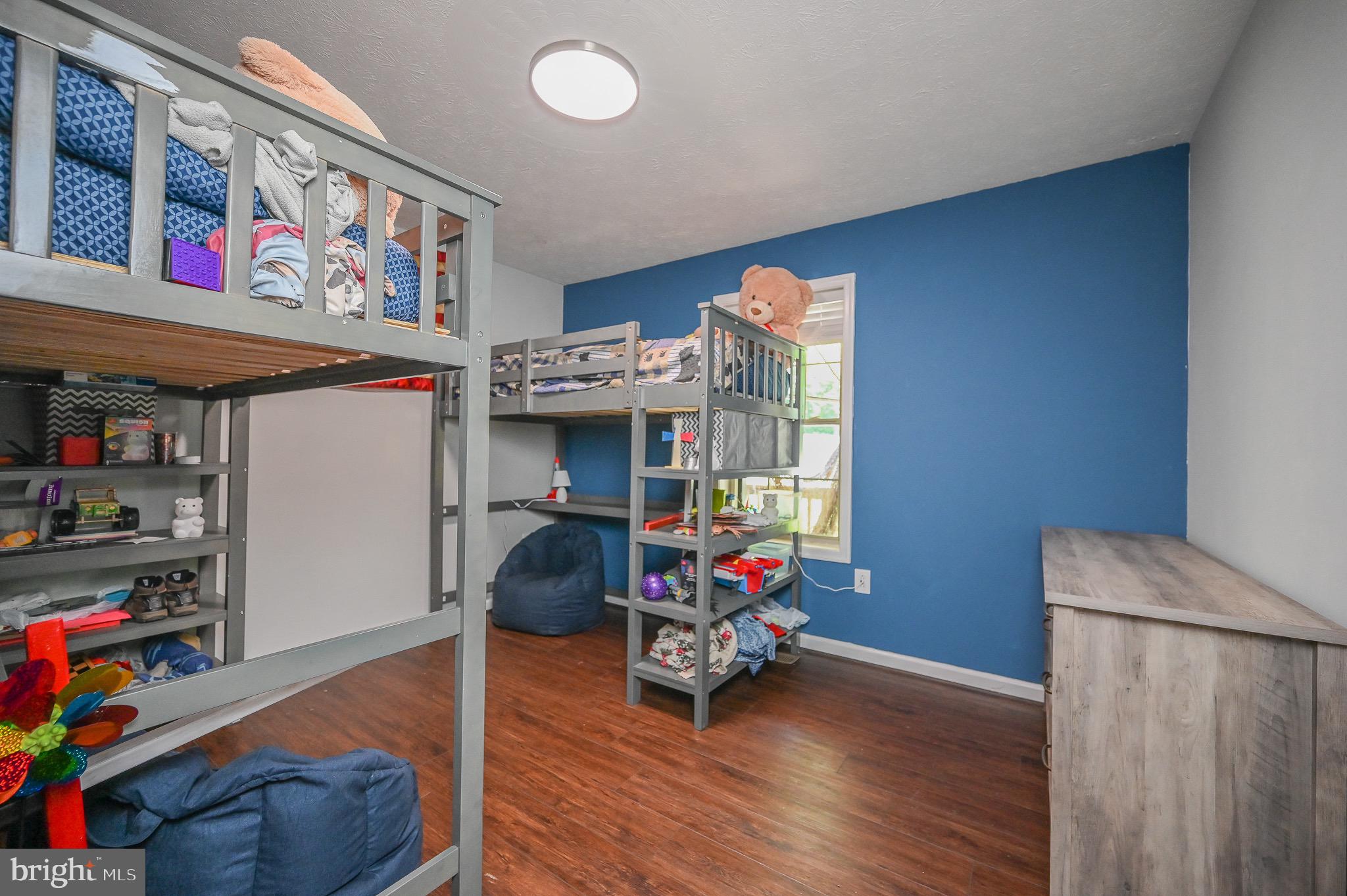 185 Buck Road Linden, VA 22642 - Photo 25 of 44 Bedroom 3