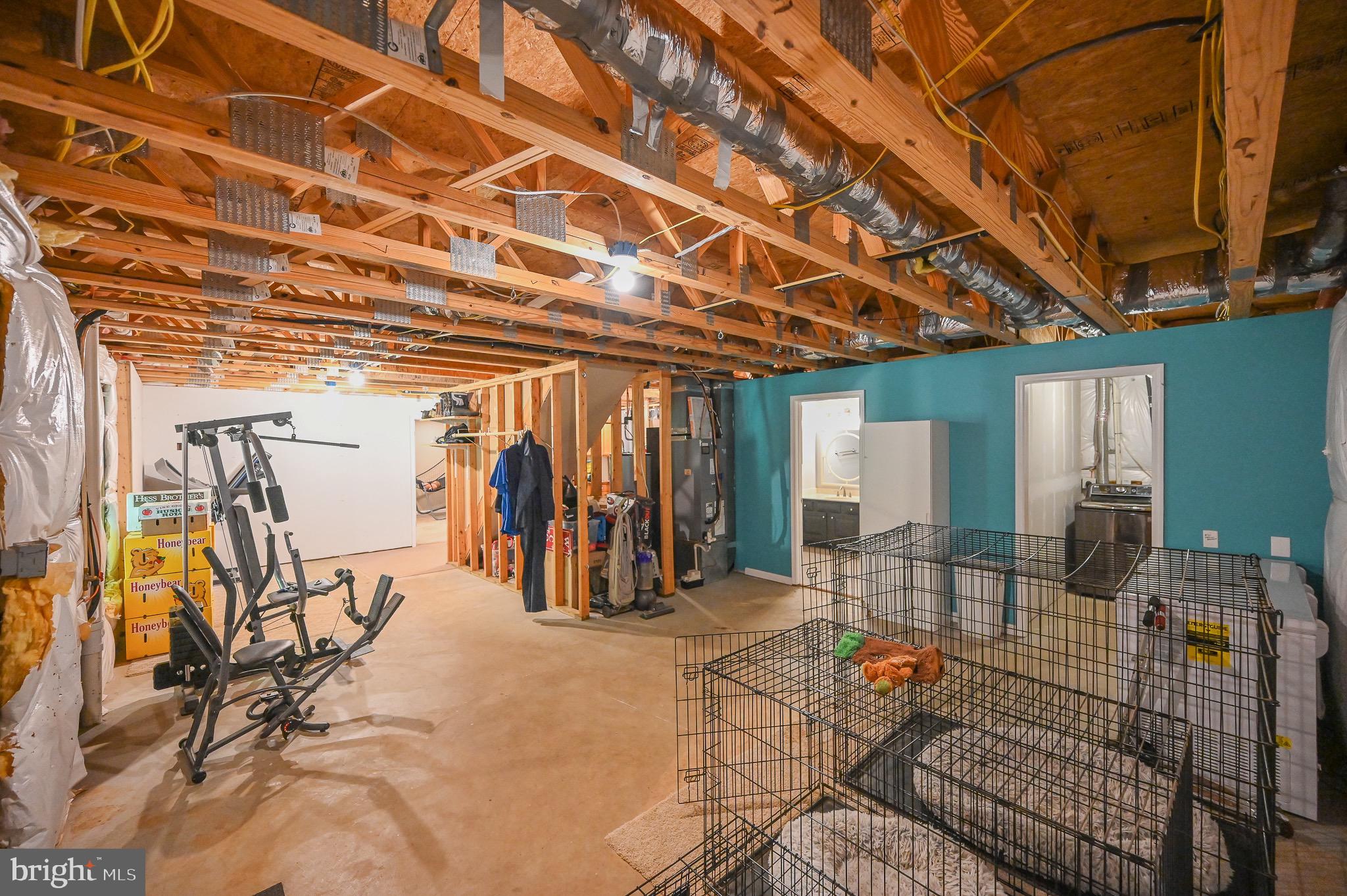 185 Buck Road Linden, VA 22642 - Photo 39 of 44 Storage area