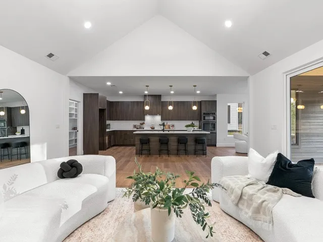 $599,000 | 2032 Blessed Drive, Inman, SC 29349