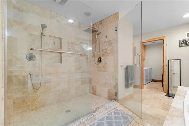 $790,000 | 95 M Street, Lake Lotawana, MO 64086