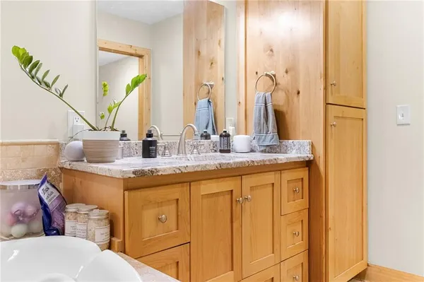 $825,000 | 95 M Street, Lake Lotawana, MO 64086