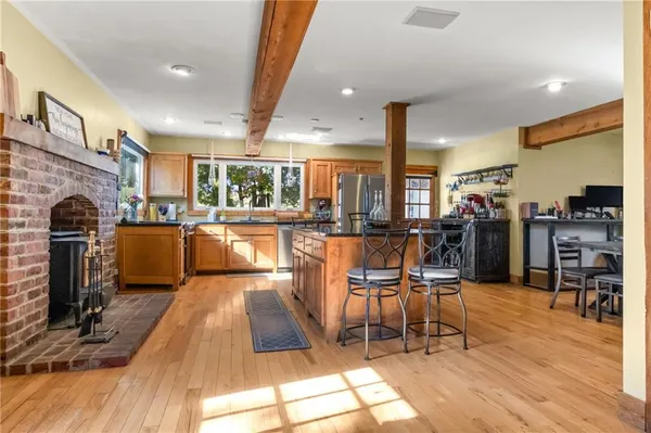 $825,000 | 95 M Street, Lake Lotawana, MO 64086