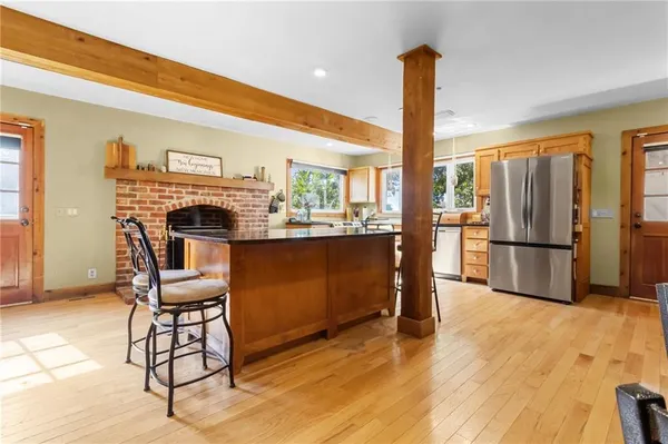 $825,000 | 95 M Street, Lake Lotawana, MO 64086