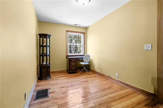 $790,000 | 95 M Street, Lake Lotawana, MO 64086