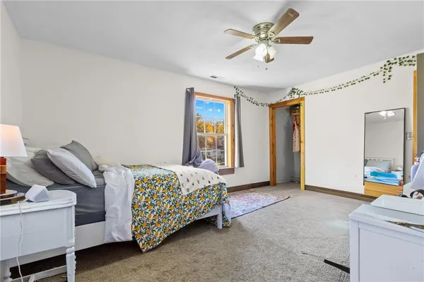 $825,000 | 95 M Street, Lake Lotawana, MO 64086