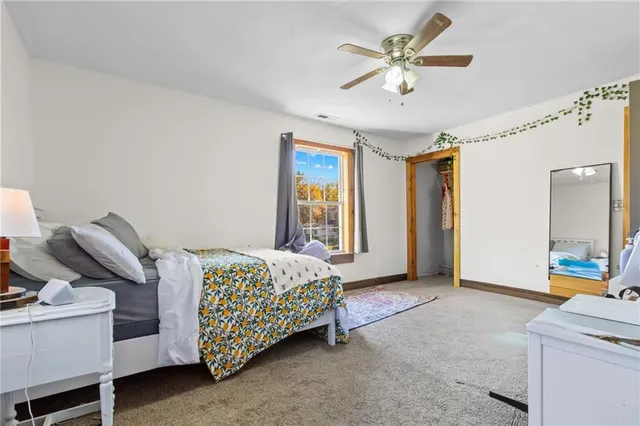 $790,000 | 95 M Street, Lake Lotawana, MO 64086