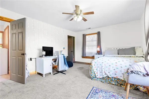 $825,000 | 95 M Street, Lake Lotawana, MO 64086