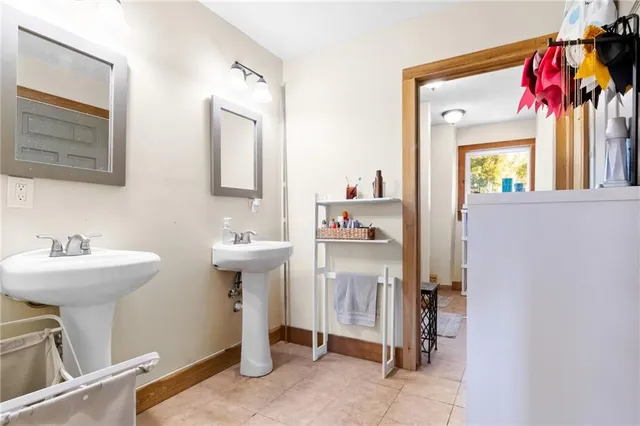 $790,000 | 95 M Street, Lake Lotawana, MO 64086