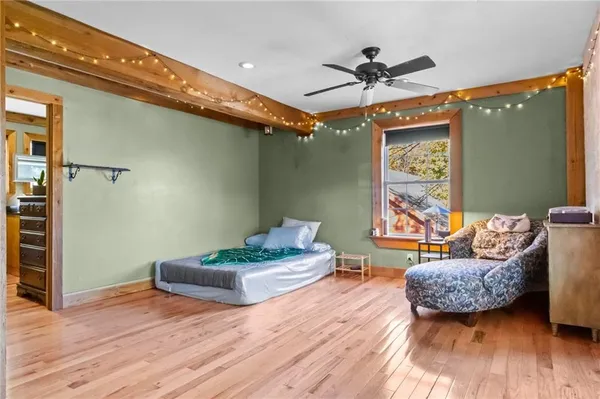 $825,000 | 95 M Street, Lake Lotawana, MO 64086