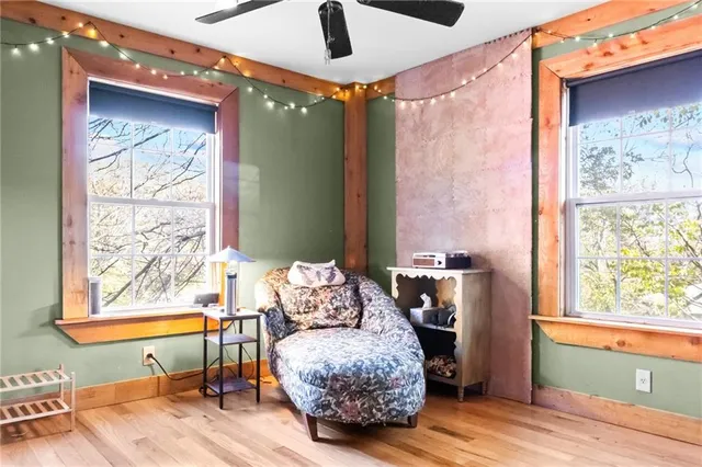 $790,000 | 95 M Street, Lake Lotawana, MO 64086