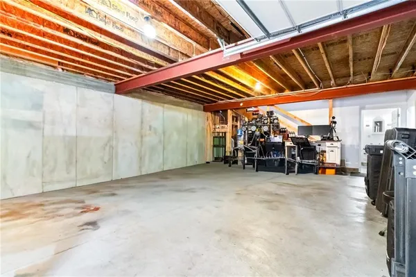 $825,000 | 95 M Street, Lake Lotawana, MO 64086