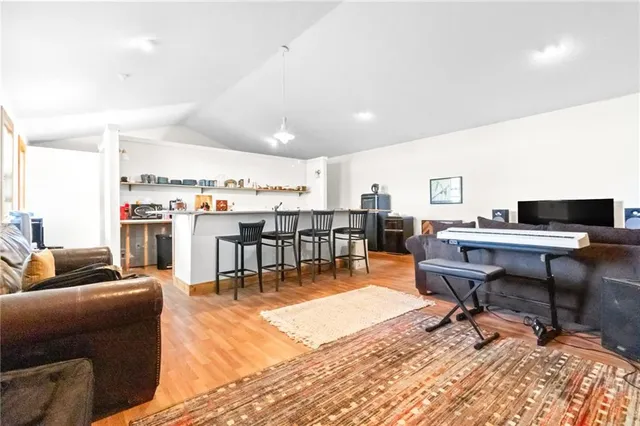 $790,000 | 95 M Street, Lake Lotawana, MO 64086