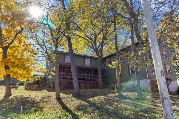 $825,000 | 95 M Street, Lake Lotawana, MO 64086