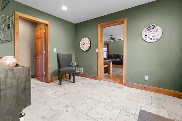 $825,000 | 95 M Street, Lake Lotawana, MO 64086