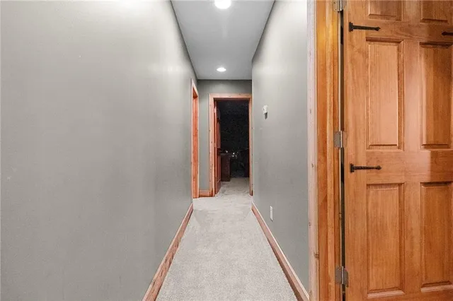 $790,000 | 95 M Street, Lake Lotawana, MO 64086