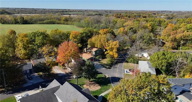 $790,000 | 95 M Street, Lake Lotawana, MO 64086