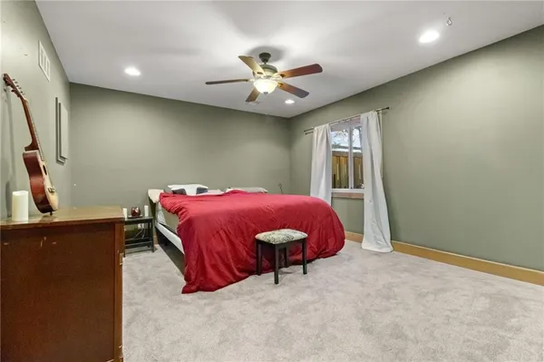 $825,000 | 95 M Street, Lake Lotawana, MO 64086