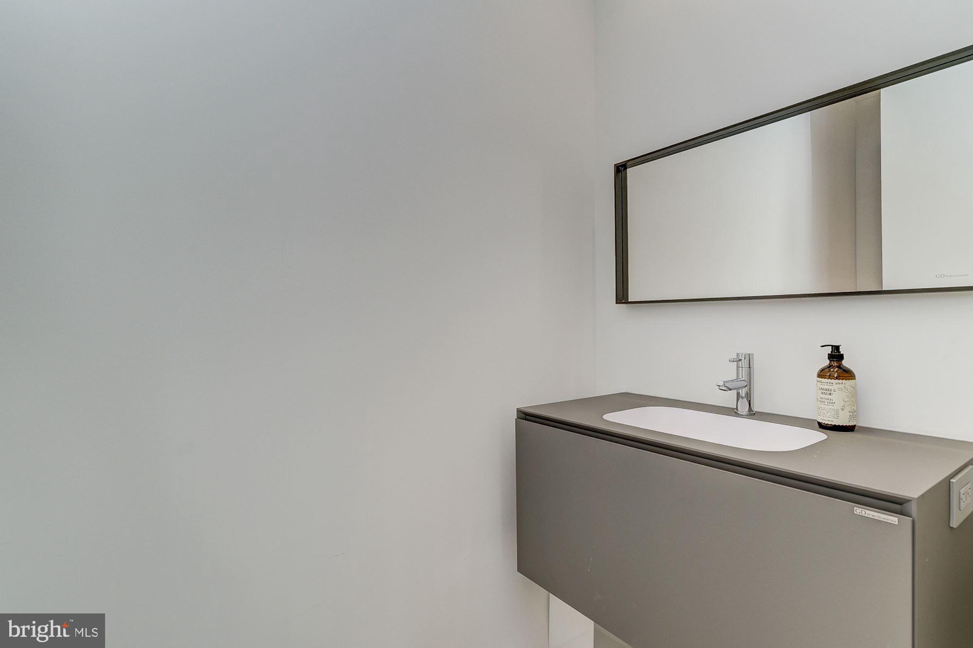 5202 Wyoming Road Bethesda, MD 20816 - Photo 24 of 40 Powder Room