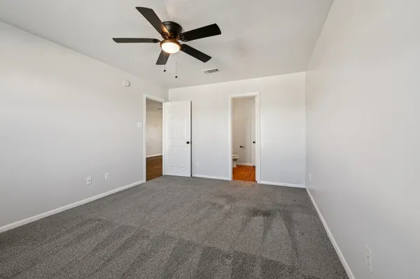 $225,000 | 5049 Hauna Lane, Dickinson, TX 77539