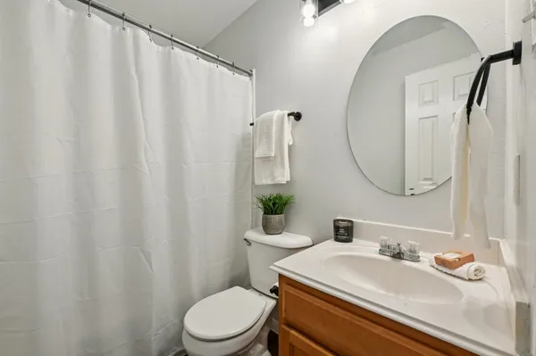 $225,000 | 5049 Hauna Lane, Dickinson, TX 77539