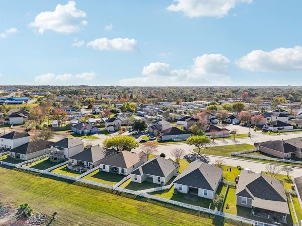 $225,000 | 5049 Hauna Lane, Dickinson, TX 77539