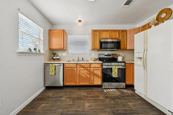 $225,000 | 5049 Hauna Lane, Dickinson, TX 77539