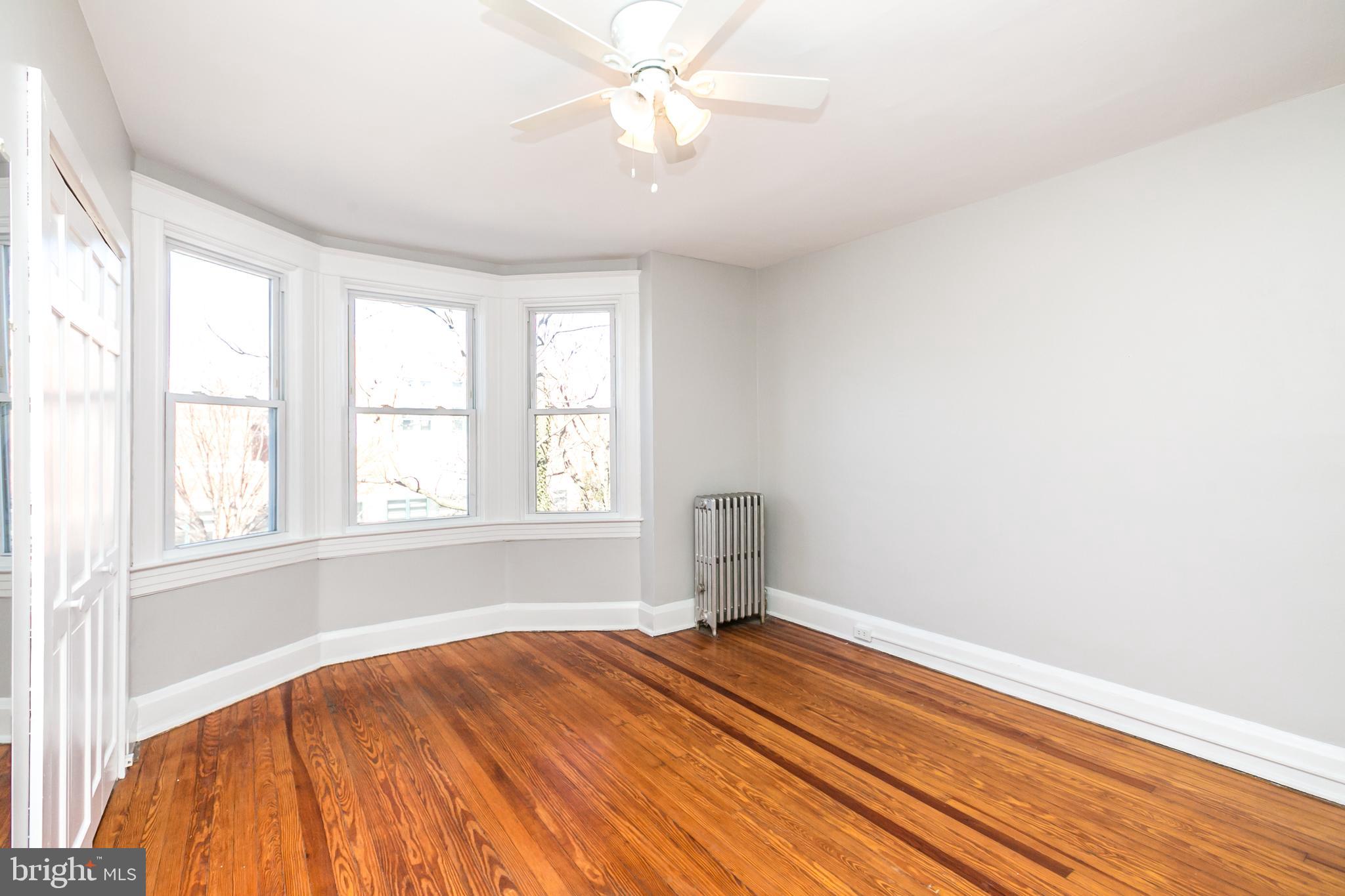 321 East 29th Street Baltimore, MD 21218 - Photo 17 of 34 Lots of natural light