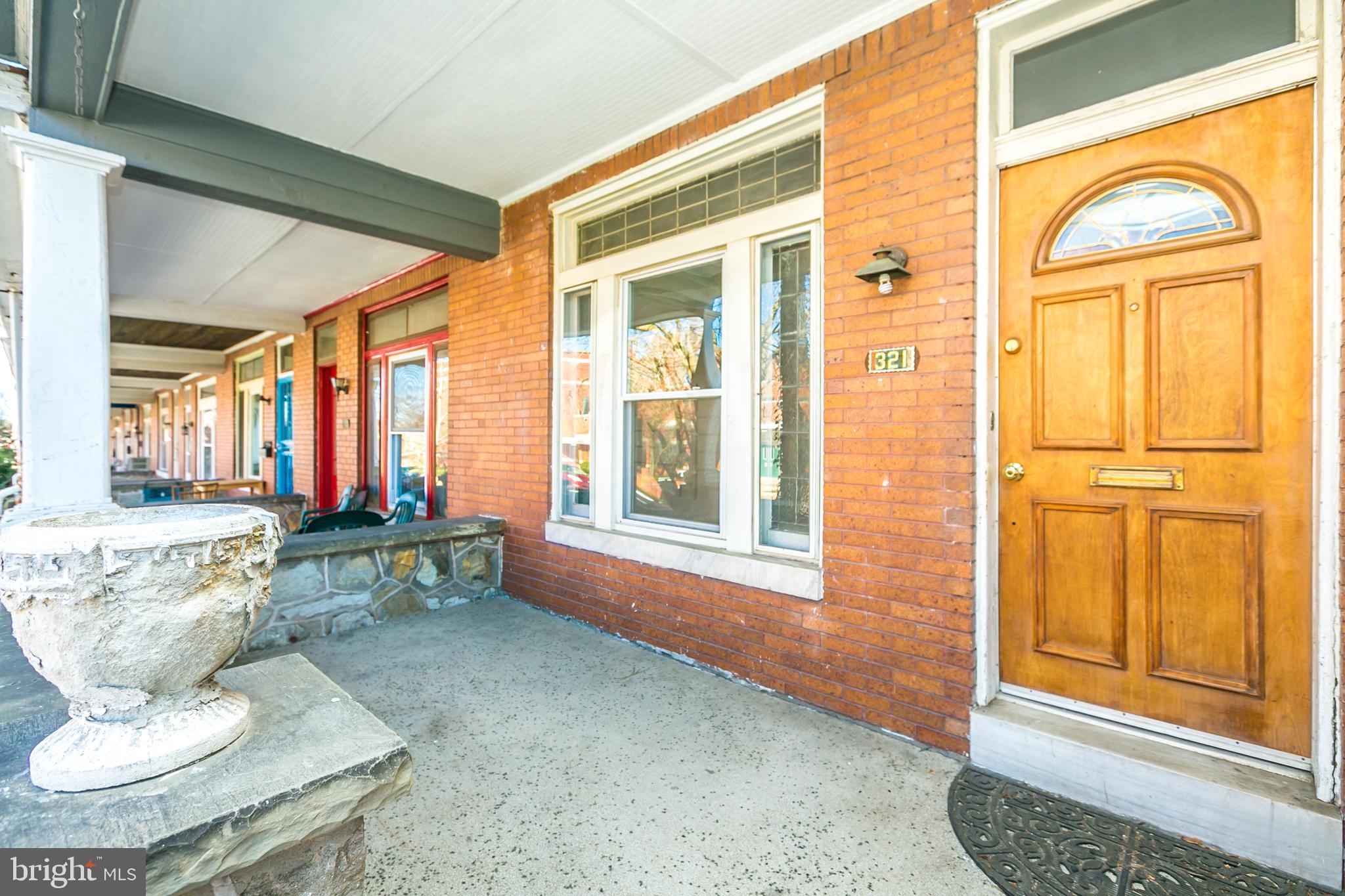 321 East 29th Street Baltimore, MD 21218 - Photo 33 of 34 Awesome front porch