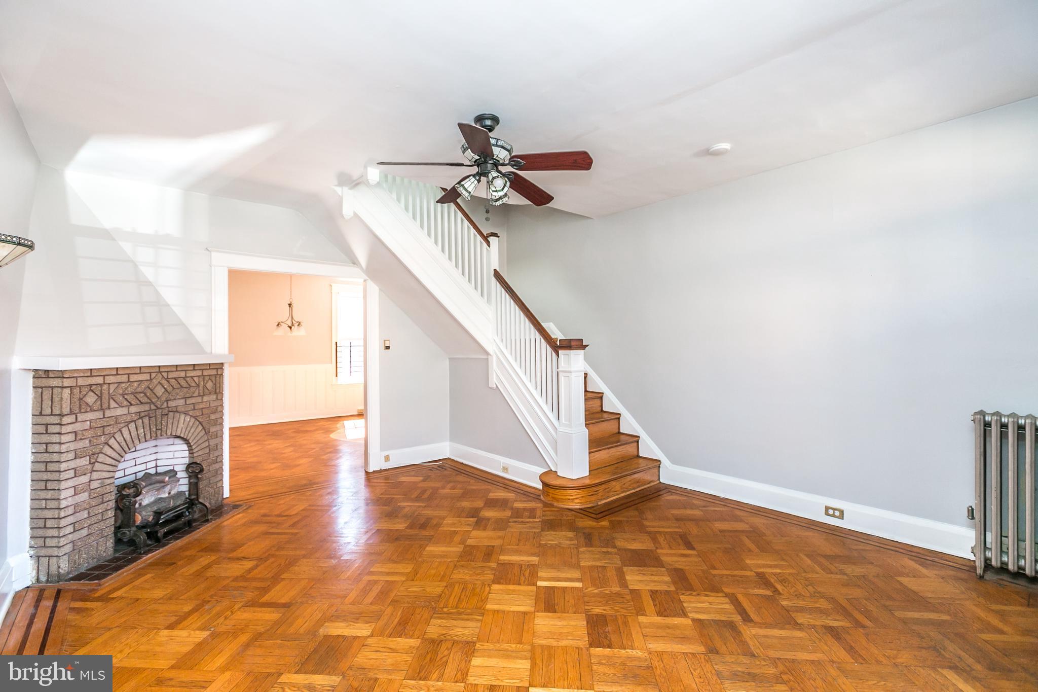 321 East 29th Street Baltimore, MD 21218 - Photo 5 of 34 Ceiling fan & gorgeous floors