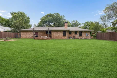 $320,000 | 619 Kingston Drive, Irving, TX 75061