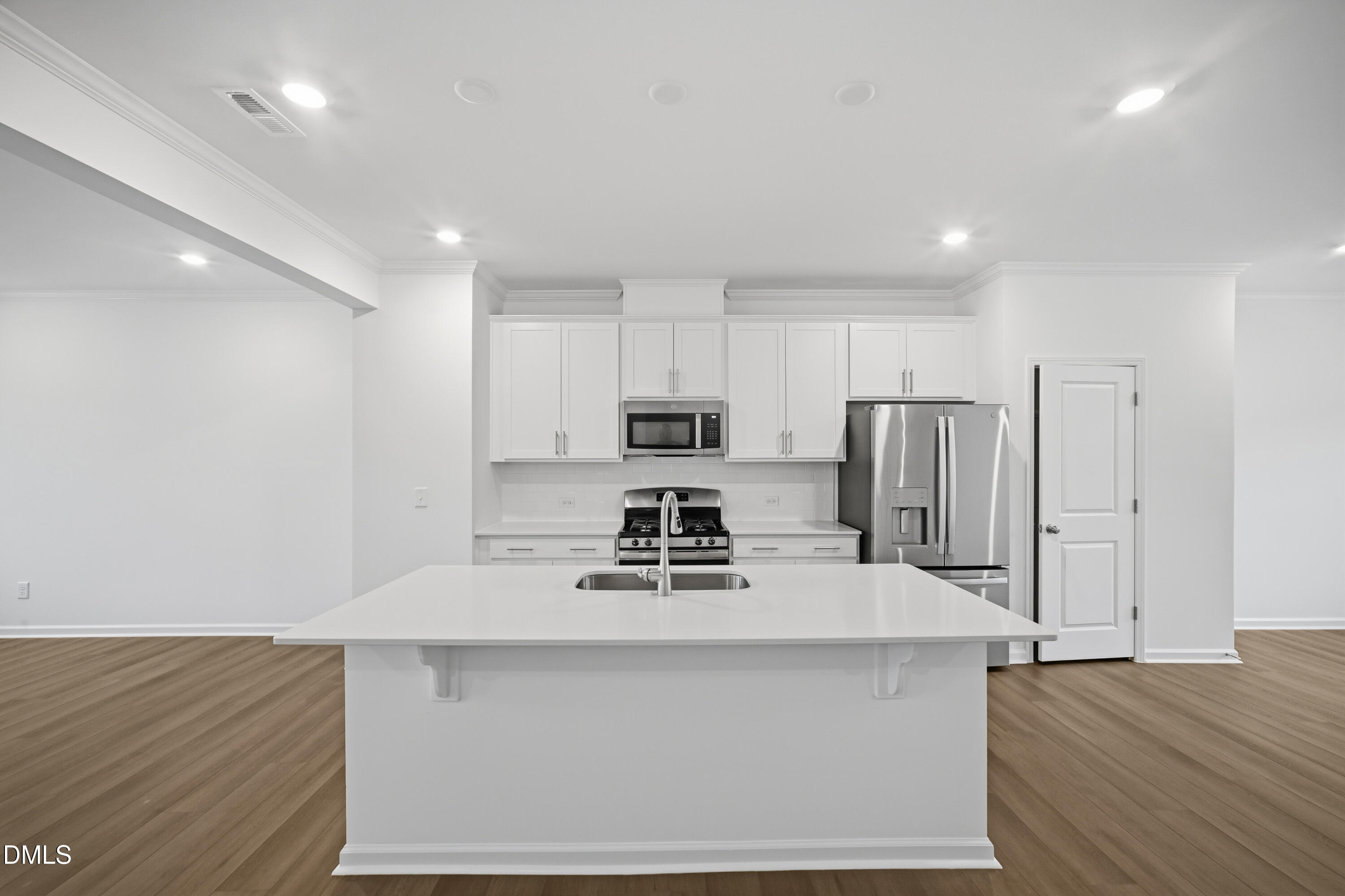 1459 Jay Road Knightdale, NC 27545 - Photo 13 of 57 13_SUN_Stoneriver_Pic_Colton_Kitchen_4of