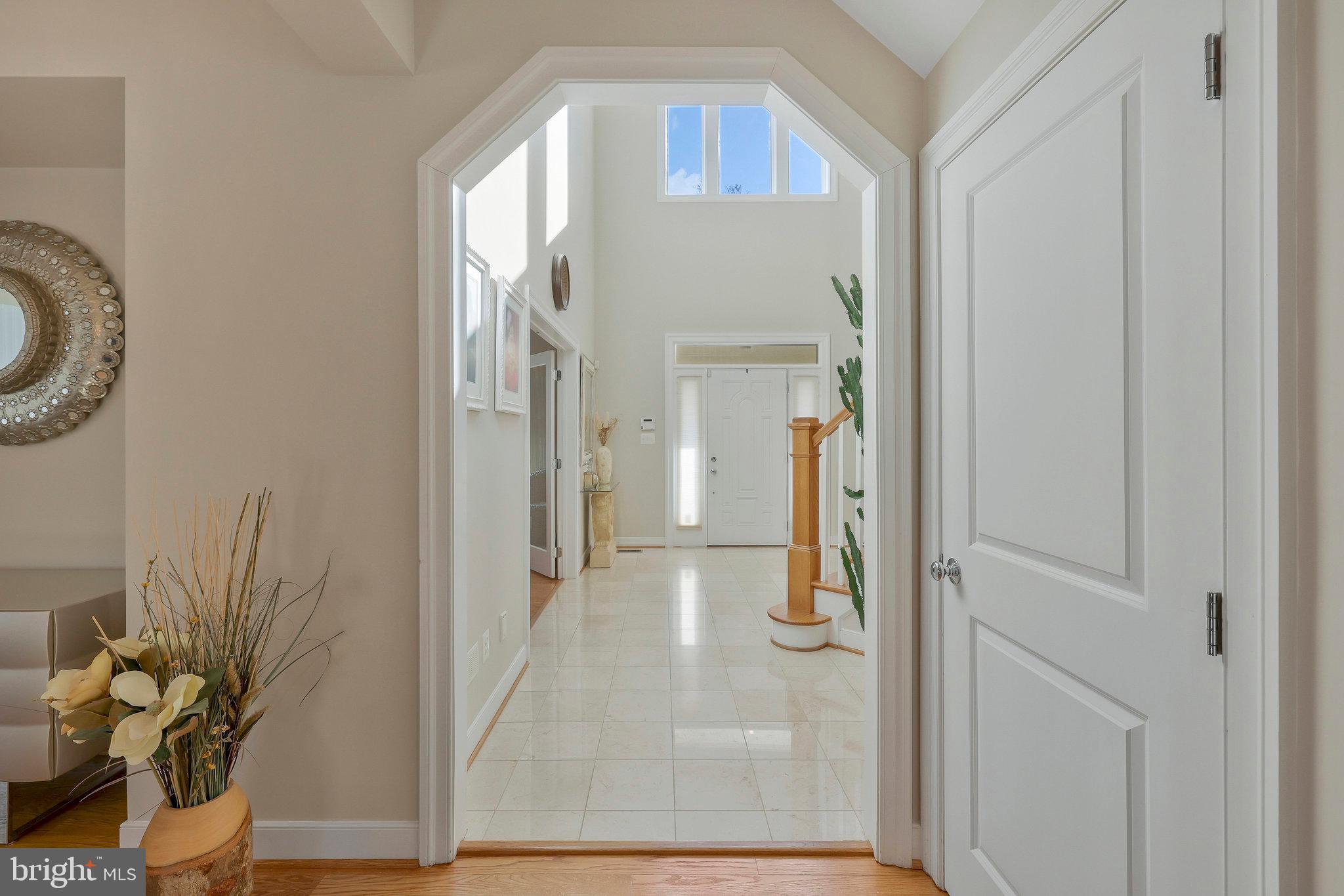5922 Chesterbrook Road McLean, VA 22101 - Photo 8 of 82