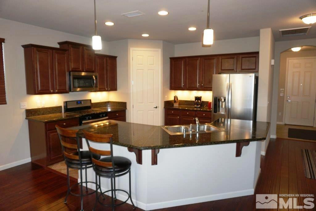 7102 Discovery Lane Reno, NV 89506 - Photo 7 of 17 Photo 7