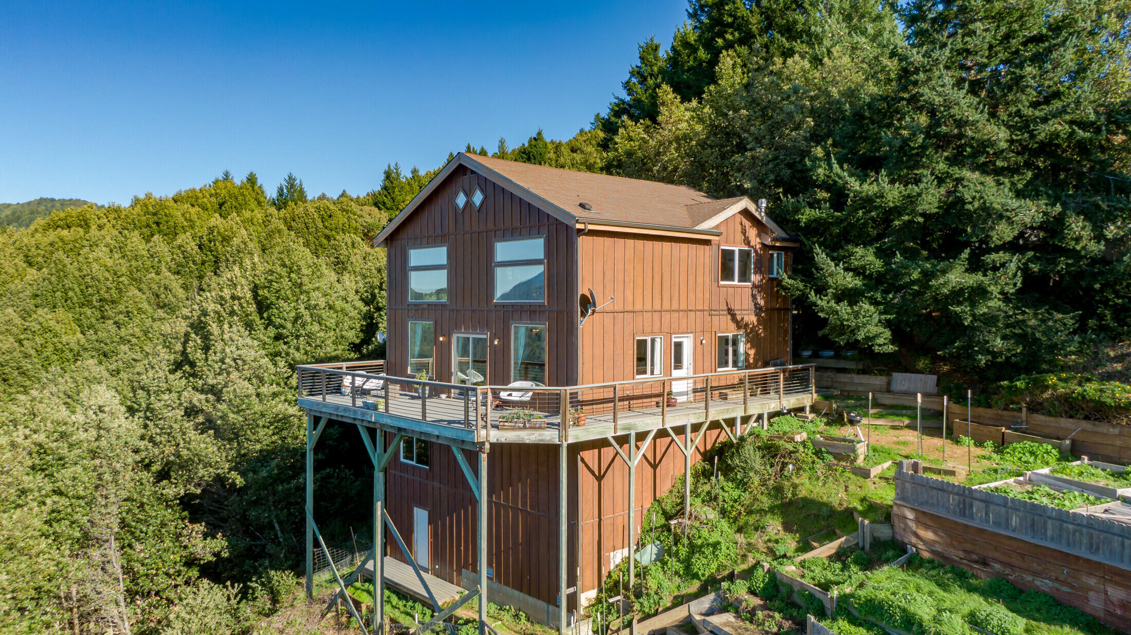 67 Cook Road Whitethorn, CA 95589 - Photo 8 of 75