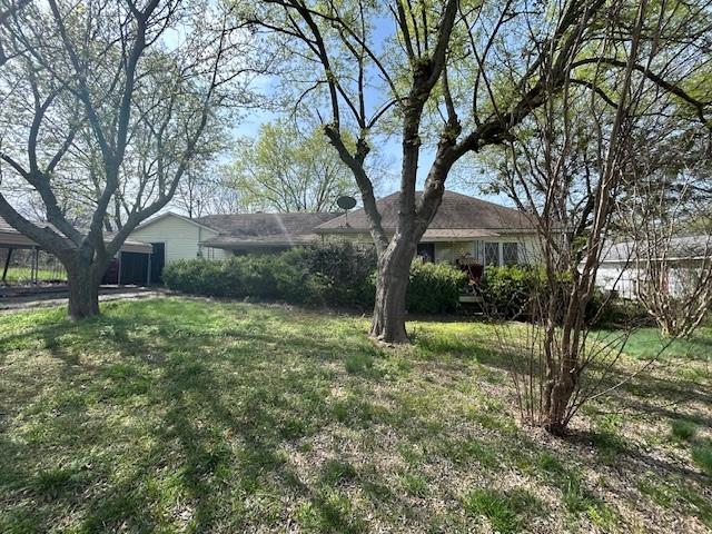507 West Locust Street Whitewright, TX 75491 - Photo 1 of 16