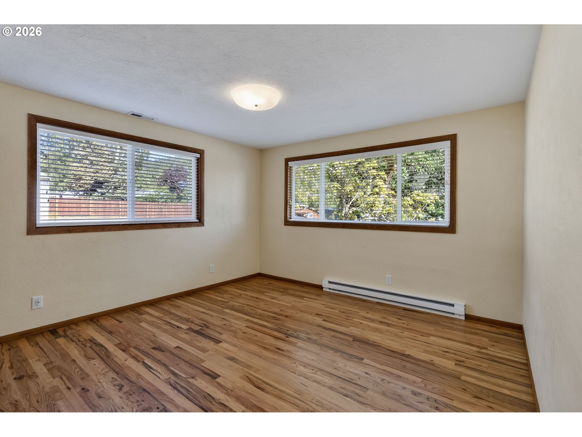 37071 Wallace Creek Road Springfield, OR 97478 - Photo 15 of 46 Bedroom
