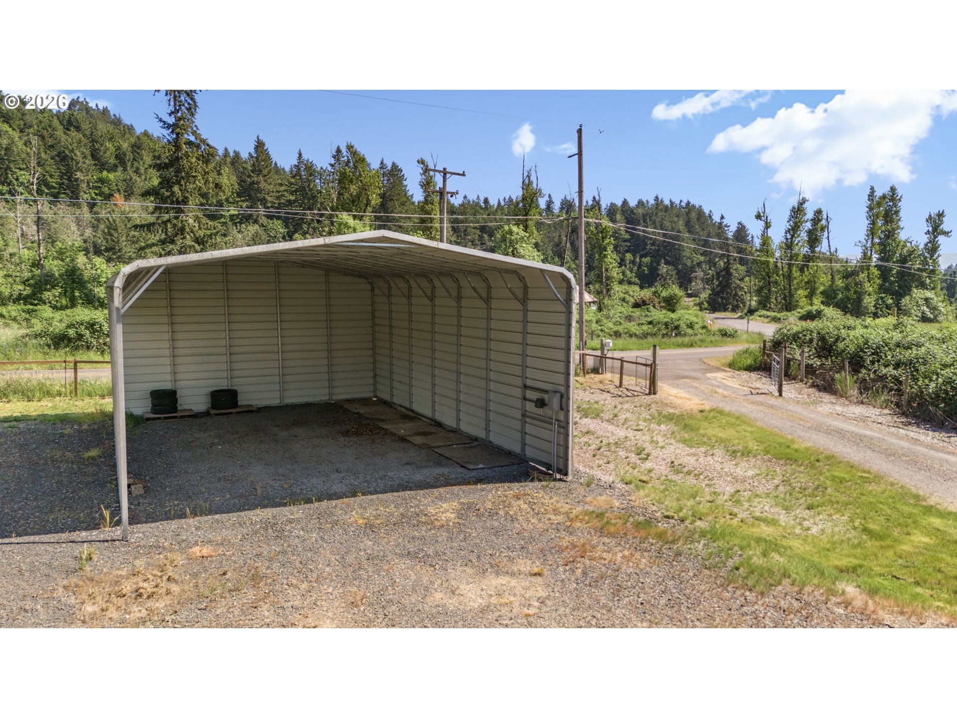 37071 Wallace Creek Road Springfield, OR 97478 - Photo 34 of 46 RV Parking