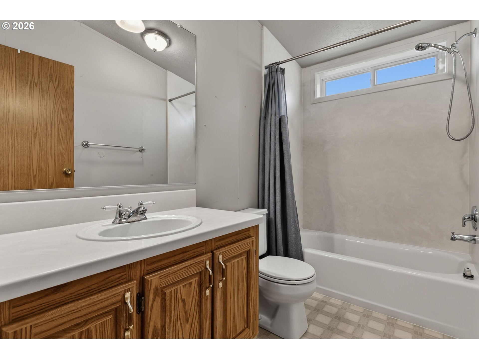37071 Wallace Creek Road Springfield, OR 97478 - Photo 43 of 46 Bathroom