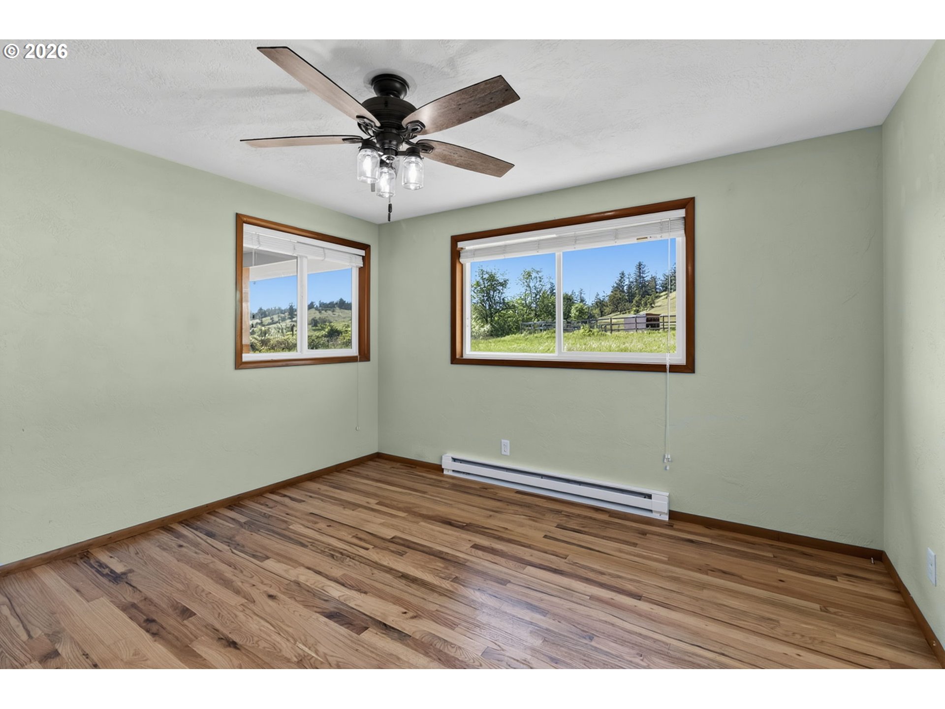 37071 Wallace Creek Road Springfield, OR 97478 - Photo 10 of 46 Primary Bedroom