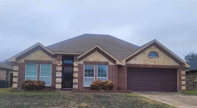 $250,000 | 921 Brookhaven Drive, Lancaster, TX 75134