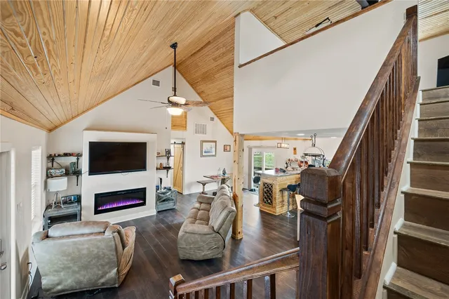 $435,000 | 53 Tern Street, Rockport, TX 78382