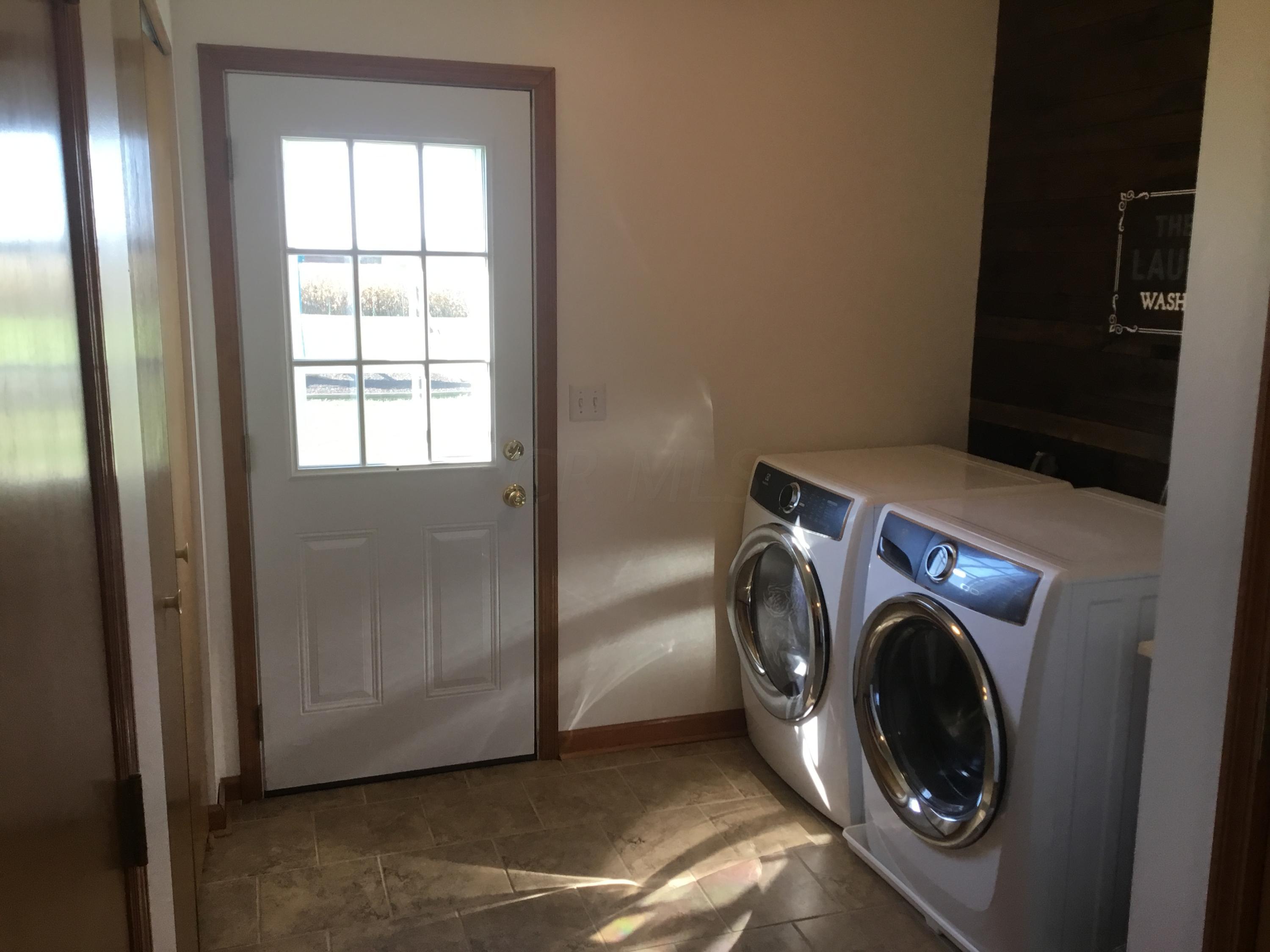11341 Peters Road Southwest Stoutsville, OH 43154 - Photo 11 of 24 Gallery Image 11
