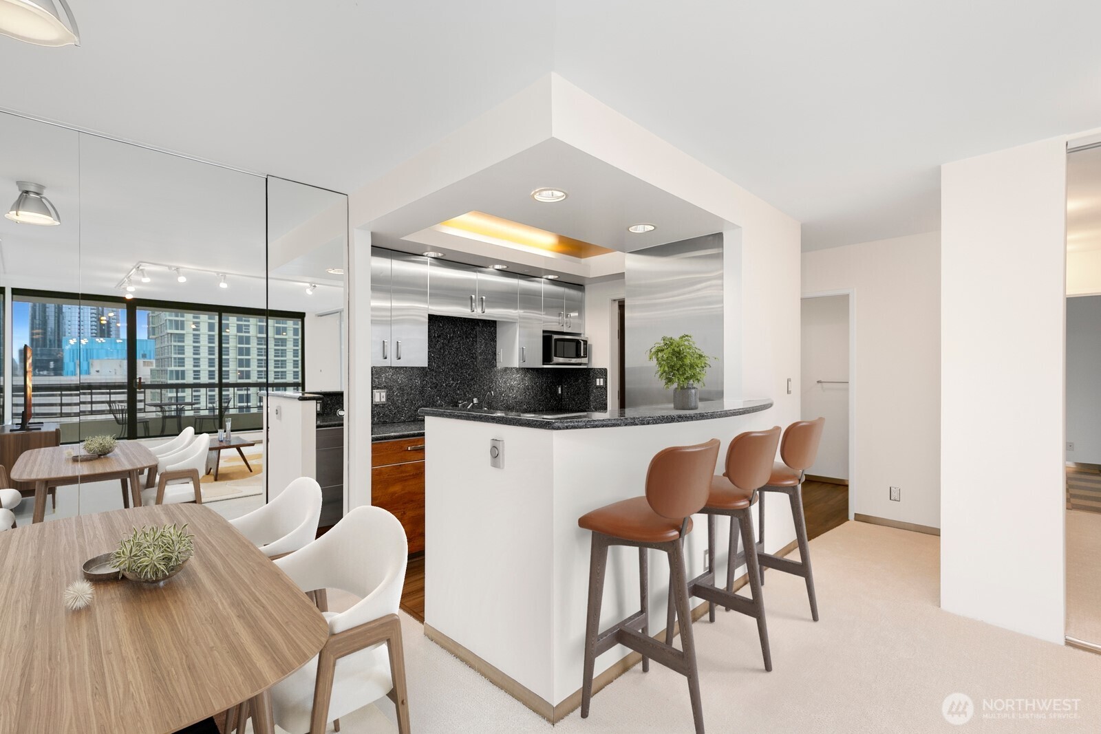 2201 3rd Avenue, Unit 2106 Seattle, WA 98121 - Photo 11 of 29