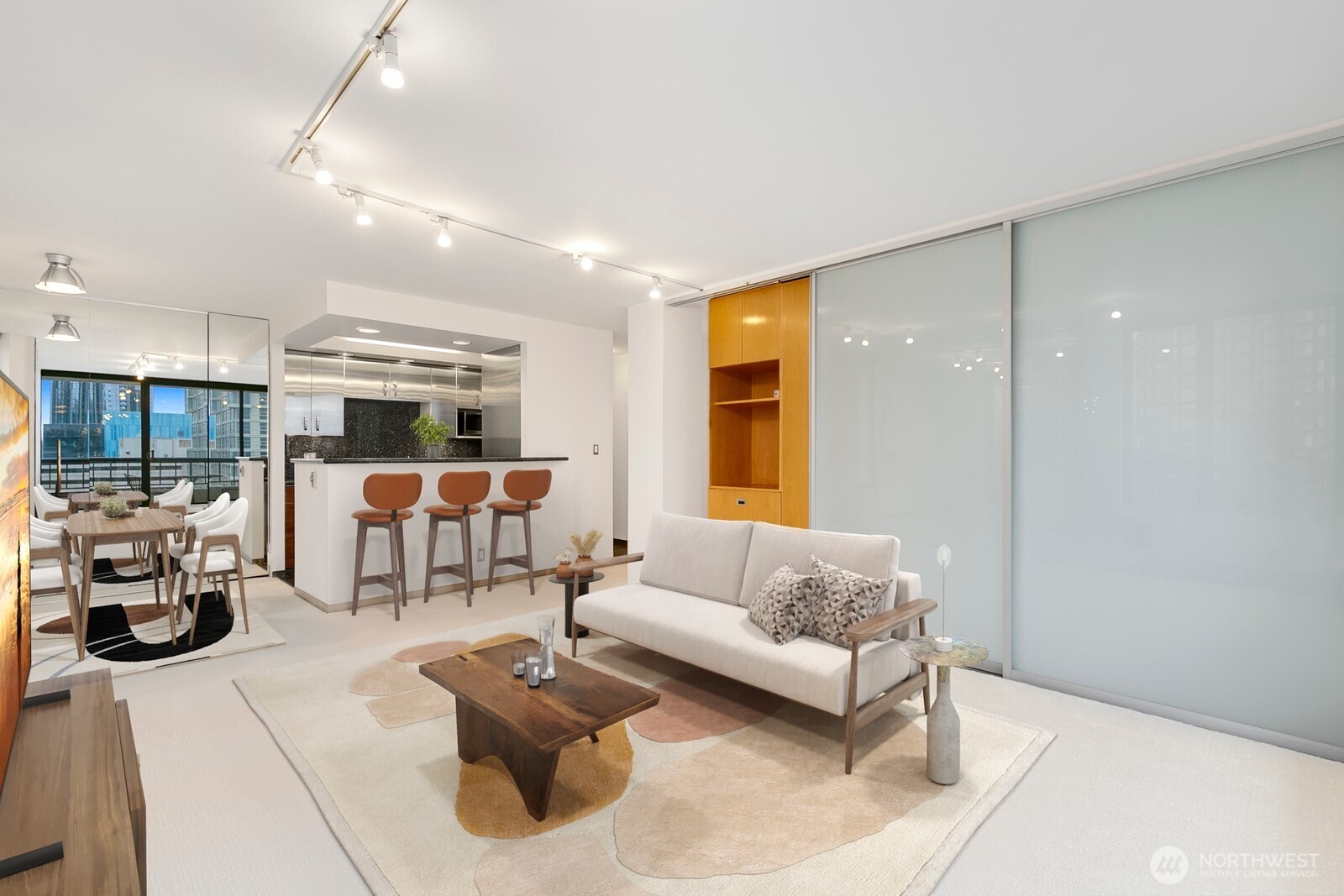 2201 3rd Avenue, Unit 2106 Seattle, WA 98121 - Photo 10 of 29